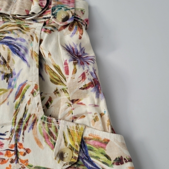 Chufy Luca High Waisted Tropical Leaf Printed Shorts - Picture 6 of 10